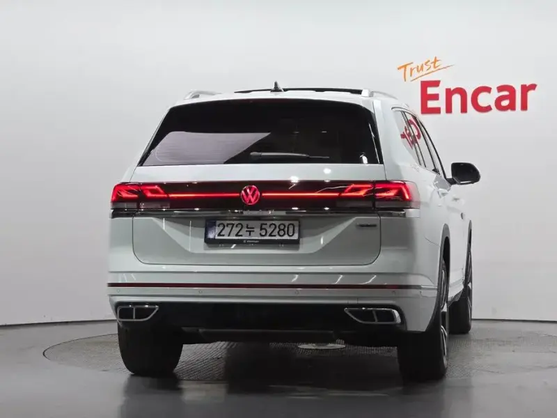 2025 Volkswagen Atlas с пробегом 3 939 км