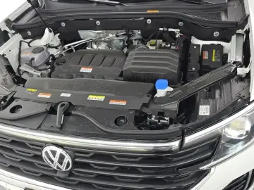 2025 Volkswagen Atlas с пробегом 3 939 км