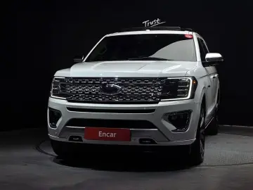 2021 Ford Expedition с пробегом 29 032 км