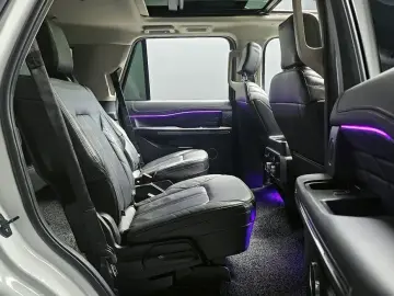2021 Ford Expedition с пробегом 29 032 км