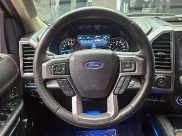 2021 Ford Expedition с пробегом 29 032 км