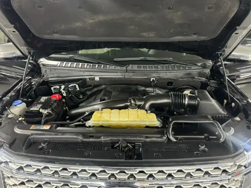 2021 Ford Expedition с пробегом 58 005 км
