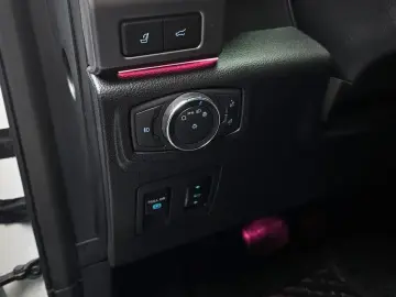 2021 Ford Expedition с пробегом 29 032 км