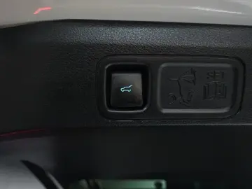 2021 Ford Expedition с пробегом 29 032 км