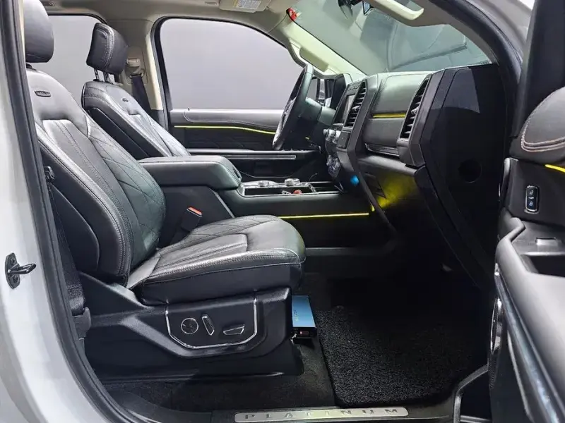 2021 Ford Expedition с пробегом 29 032 км