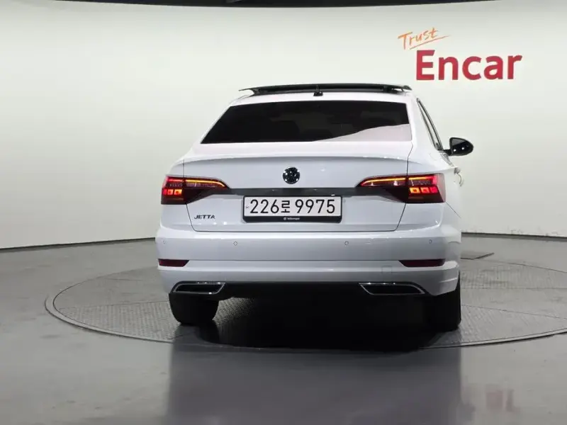 2021 Volkswagen Jetta с пробегом 86 872 км