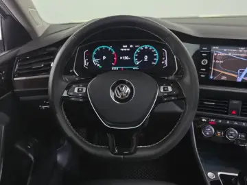 2021 Volkswagen Jetta с пробегом 86 872 км