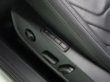 2021 Volkswagen Jetta с пробегом 32 945 км