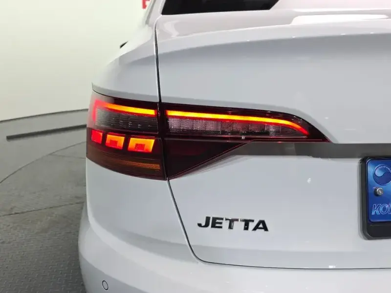 2021 Volkswagen Jetta с пробегом 32 945 км