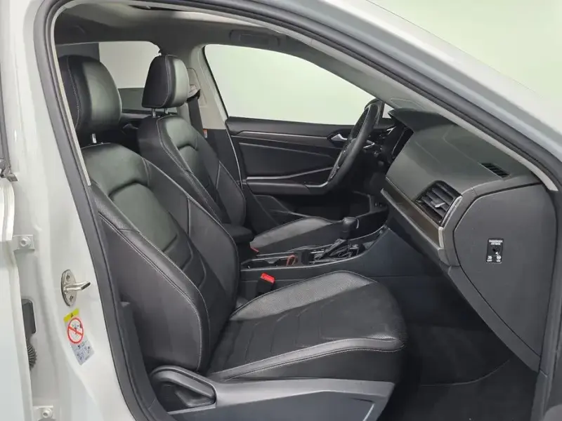 2021 Volkswagen Jetta с пробегом 32 945 км