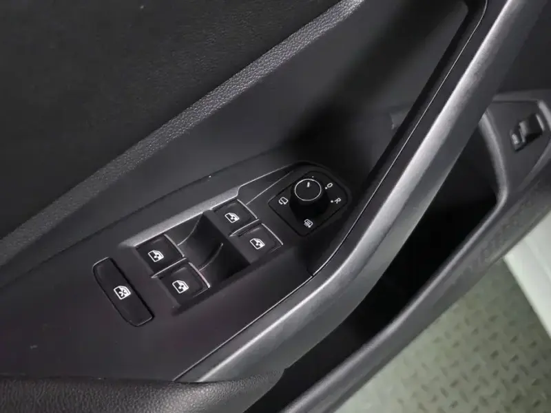 2021 Volkswagen Jetta с пробегом 32 945 км
