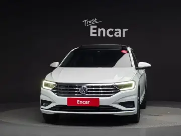 2021 Volkswagen Jetta с пробегом 36 757 км