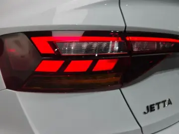 2021 Volkswagen Jetta с пробегом 36 757 км
