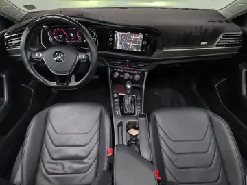 2021 Volkswagen Jetta с пробегом 55 891 км