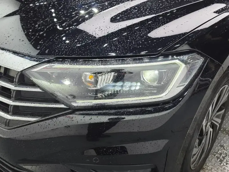 2021 Volkswagen Jetta с пробегом 52 645 км