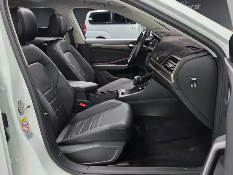 2021 Volkswagen Jetta с пробегом 55 891 км