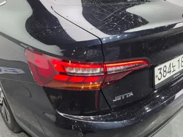 2021 Volkswagen Jetta с пробегом 52 645 км