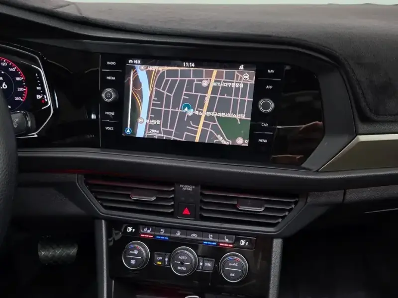 2021 Volkswagen Jetta с пробегом 55 891 км