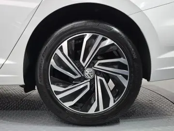 2021 Volkswagen Jetta с пробегом 55 891 км