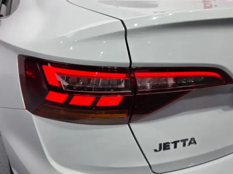 2021 Volkswagen Jetta с пробегом 55 891 км