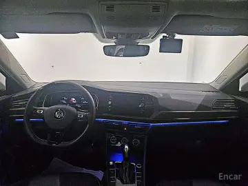 2021 Volkswagen Jetta с пробегом 24 809 км