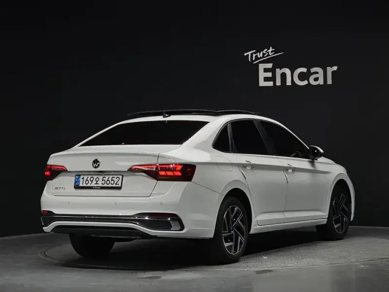 2024 Volkswagen Jetta с пробегом 1 252 км