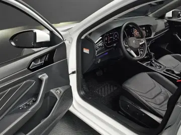 2024 Volkswagen Jetta с пробегом 1 252 км