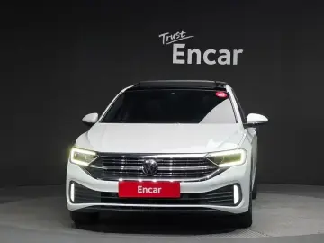 2022 Volkswagen Jetta с пробегом 54 327 км