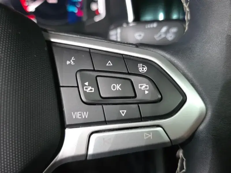 2022 Volkswagen Jetta с пробегом 54 327 км