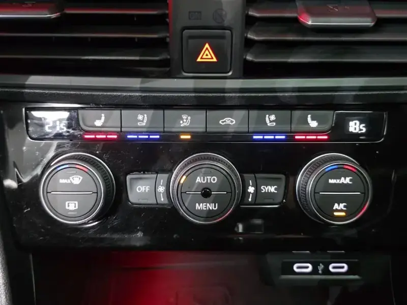 2022 Volkswagen Jetta с пробегом 54 327 км