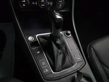 2024 Volkswagen Jetta с пробегом 12 205 км