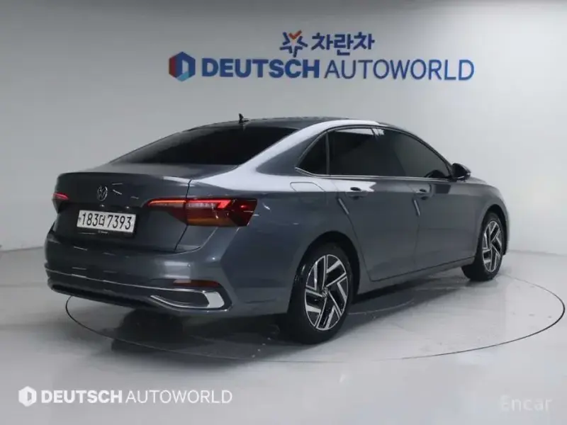 2022 Volkswagen Jetta с пробегом 37 115 км