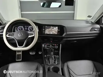 2022 Volkswagen Jetta с пробегом 37 115 км