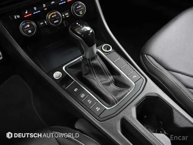 2022 Volkswagen Jetta с пробегом 37 115 км