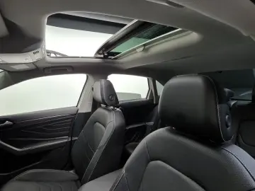 2023 Volkswagen Jetta с пробегом 40 199 км