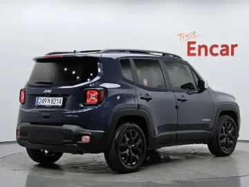 2022 Jeep Renegade с пробегом 14 896 км