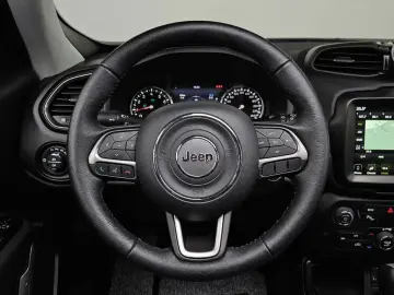 2022 Jeep Renegade с пробегом 14 896 км