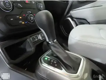 2022 Jeep Renegade с пробегом 13 058 км