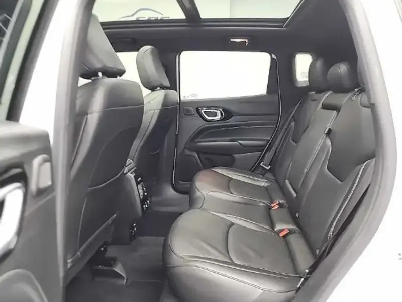 2022 Jeep Compass с пробегом 45 900 км