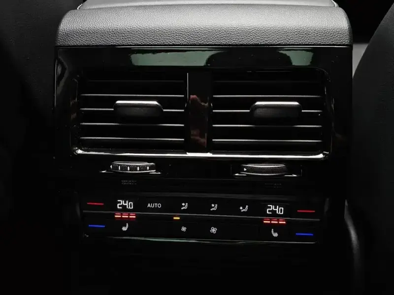 2024 Volkswagen Touareg с пробегом 16 266 км