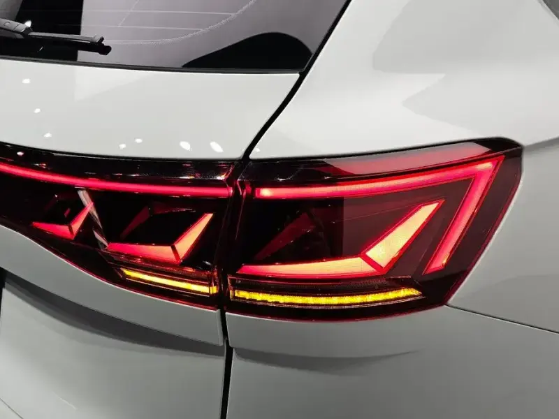 2024 Volkswagen Touareg с пробегом 18 074 км