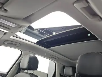 2024 Volkswagen Touareg с пробегом 18 074 км