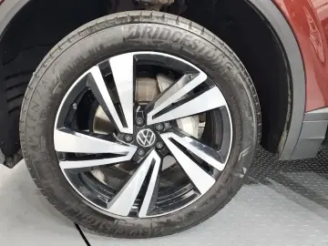 2023 Volkswagen Touareg с пробегом 37 764 км