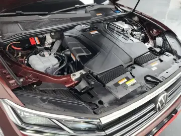 2023 Volkswagen Touareg с пробегом 37 764 км