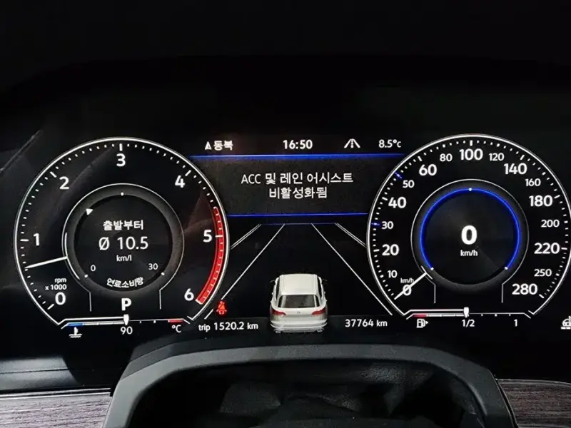 2023 Volkswagen Touareg с пробегом 37 764 км