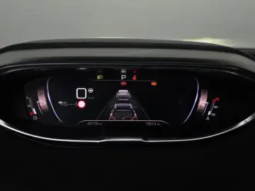 2023 Peugeot 3008 с пробегом 43 175 км