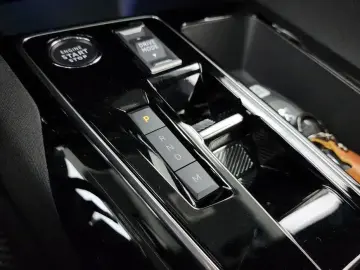 2024 Peugeot 3008 с пробегом 4 603 км