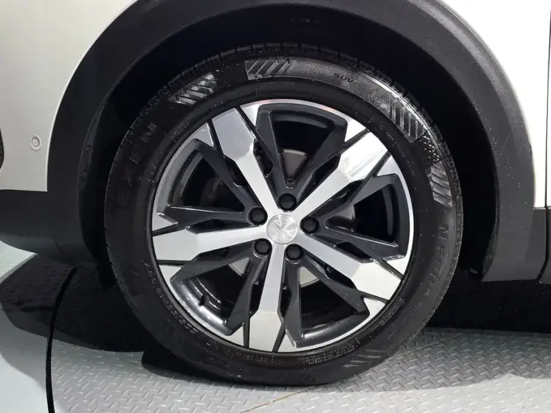 2021 Peugeot 3008 с пробегом 96 556 км