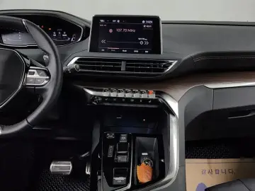 2024 Peugeot 3008 с пробегом 4 603 км