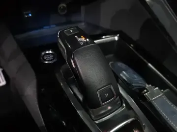 2021 Peugeot 3008 с пробегом 96 556 км